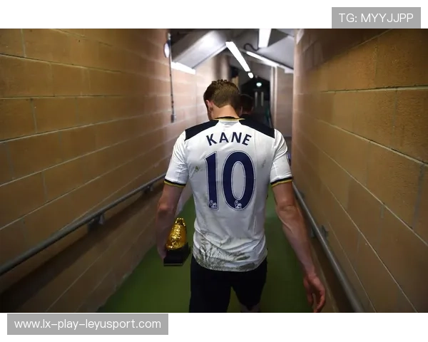 凯恩贴地传中助攻，热刺前场配合完美兑现