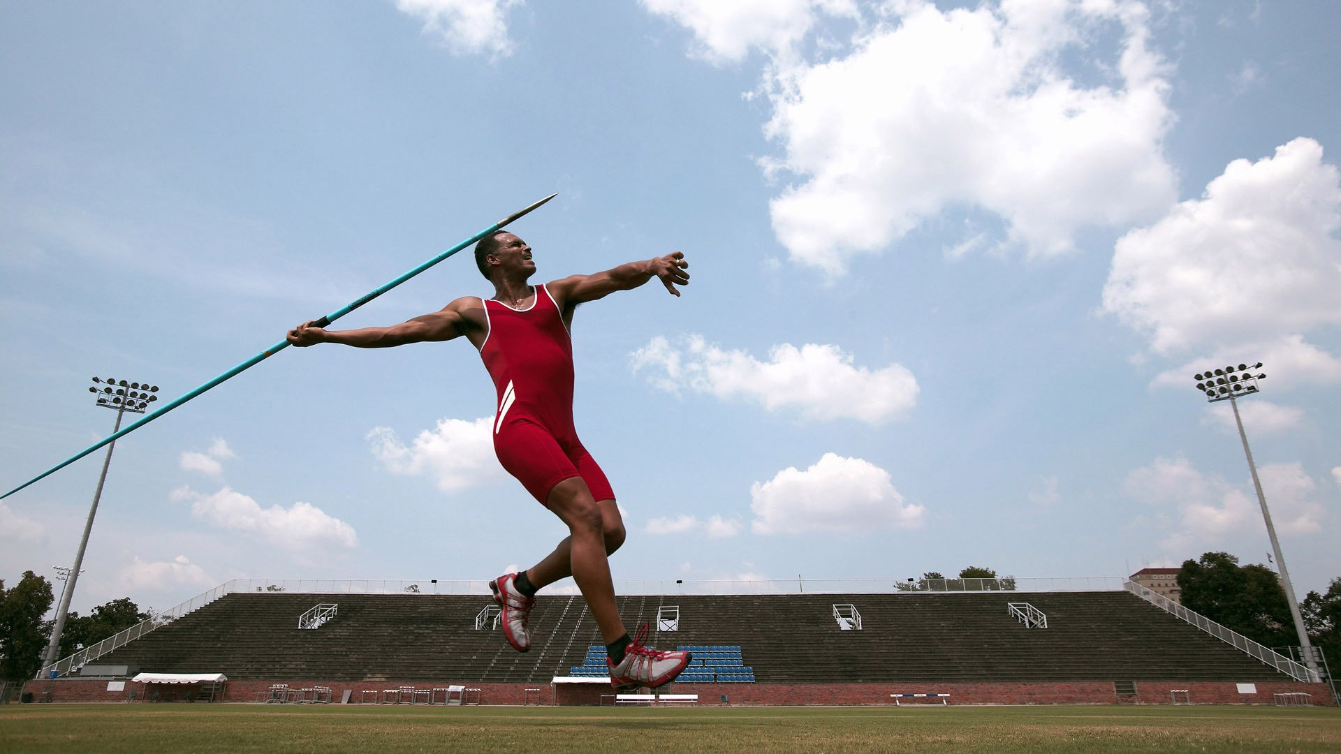 突破极限只为心中热爱，突破极限下一句